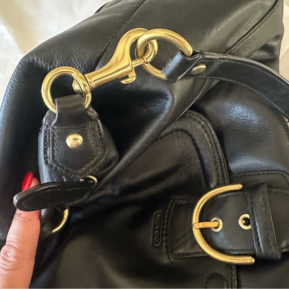 Vintage Coach Black Leather Shoulder Bag - Picture 9 of 12